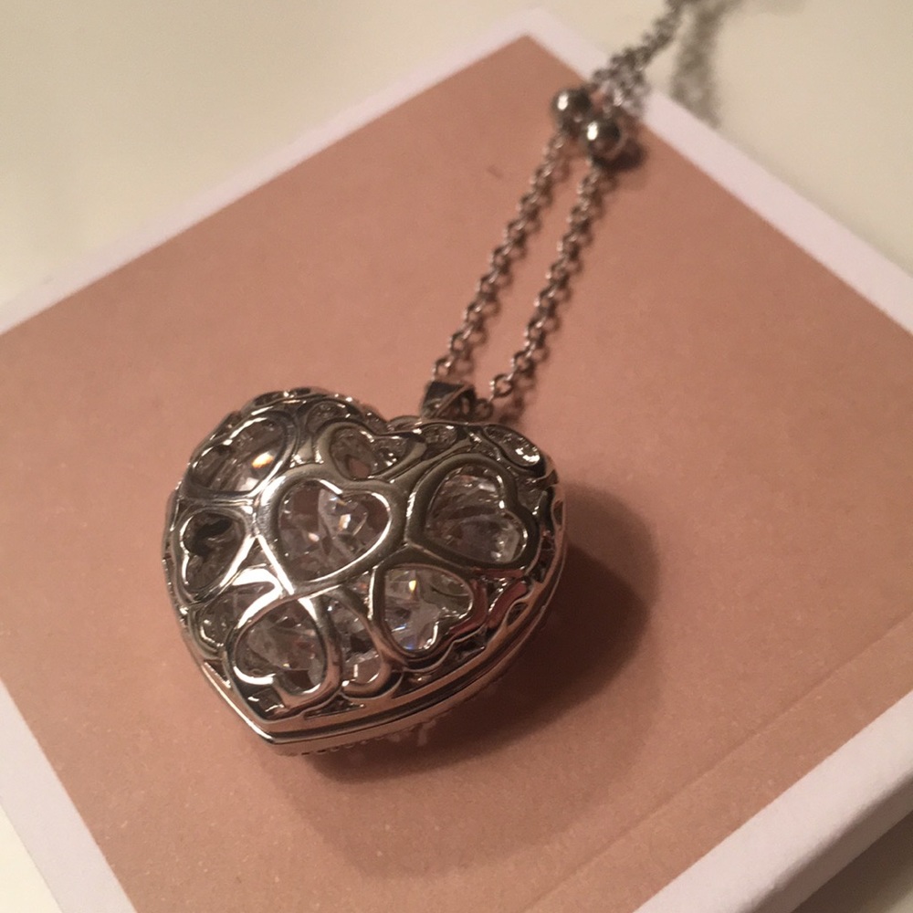 Heart shaped necklace with Swarovski elements.